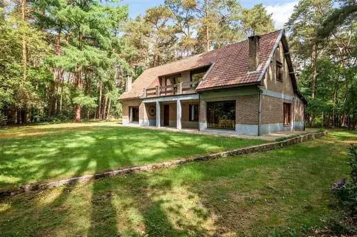 Huis Te Koop Essen: Charmante Woning met Ruime Tuin
