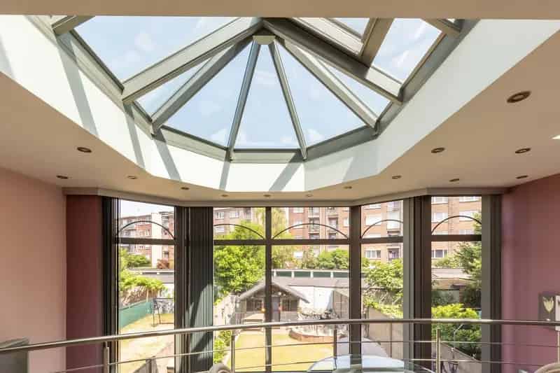 Lichtrijke woning met unieke veranda