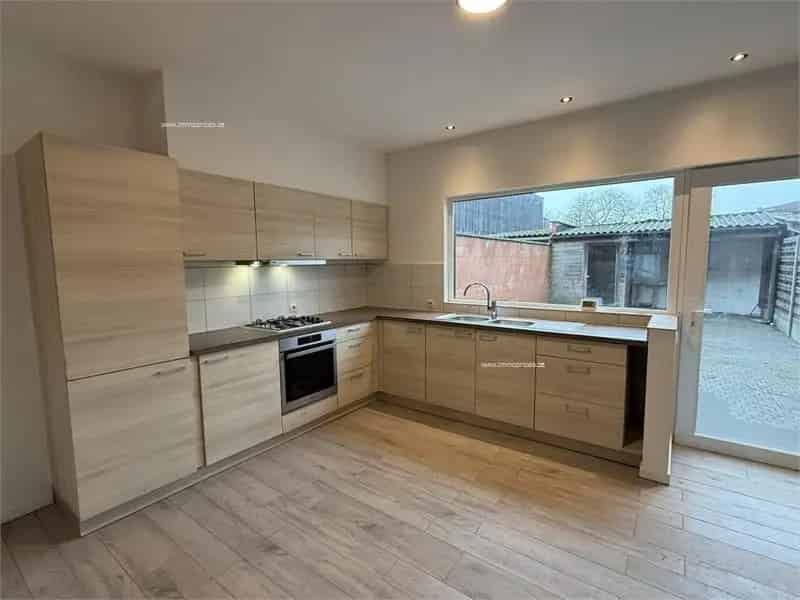 Gerenoveerde gezinswoning te huur Tielt 3 slaapkamers