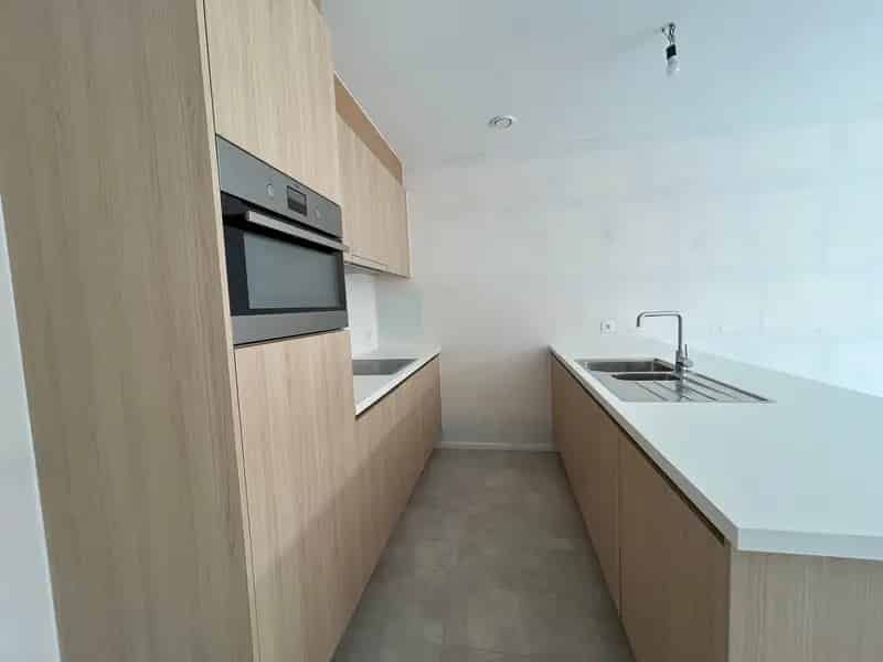 Luxe appartement met 2 grote terrassen in Diksmuide te koop