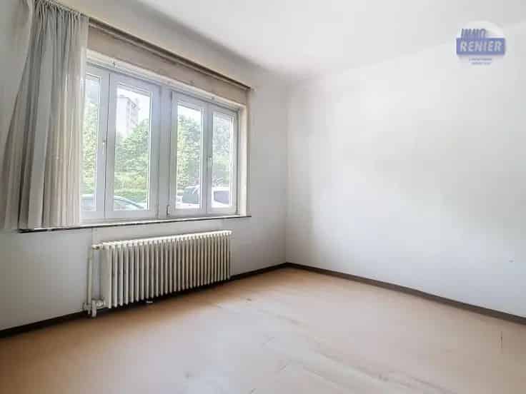 Appartementenblok te Koop Anderlecht 3x 1 Slaapkamer Tuin