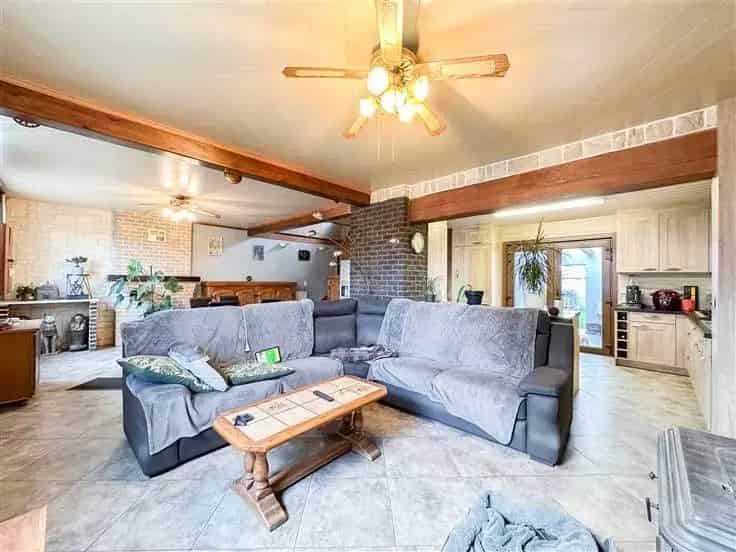 Huis Te Koop 3 slaapkamers Grote Garage Tuin
