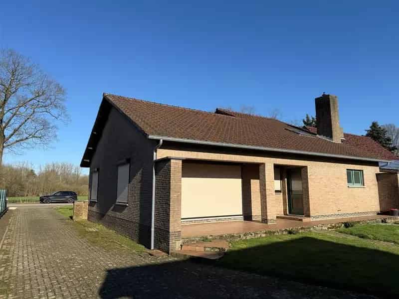 Vrijstaande Gelijkvloerse Gezinswoning