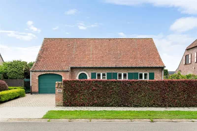 Huis te koop Koninghooikt: Ruime woning met uitbreidingsmogelijkheden