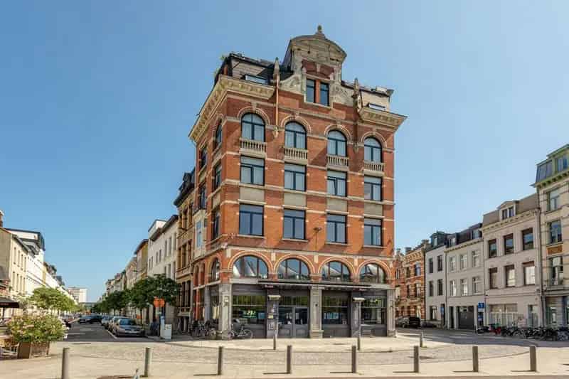 Appartement te huur Antwerpen Zuid - Lichtrijk met Erker en Uitzicht