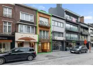 Handelspand met Appartement te Koop Sint Truiden