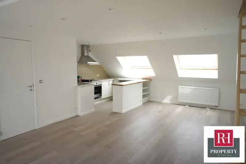 Appartement te Koop 1 Slaapkamer Duplex  Brussel