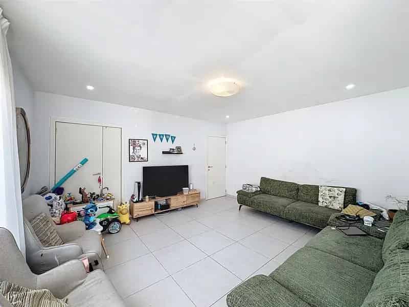 Ruime gezinswoning 5 slaapkamers Roeselare