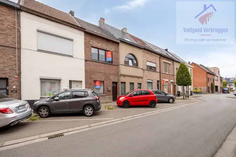 Te renoveren Rijwoning 3 slaapkamers Aalst