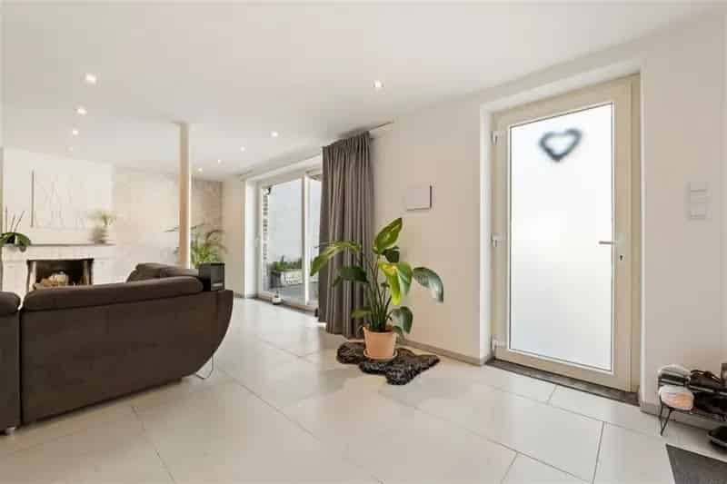 Charmante Gerenoveerde Woning Velm