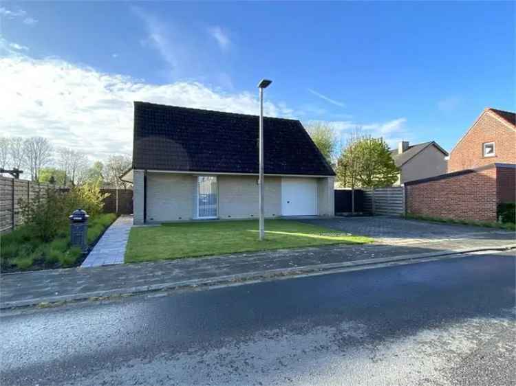 Gezinswoning te huur Pittem 3 slaapkamers garage