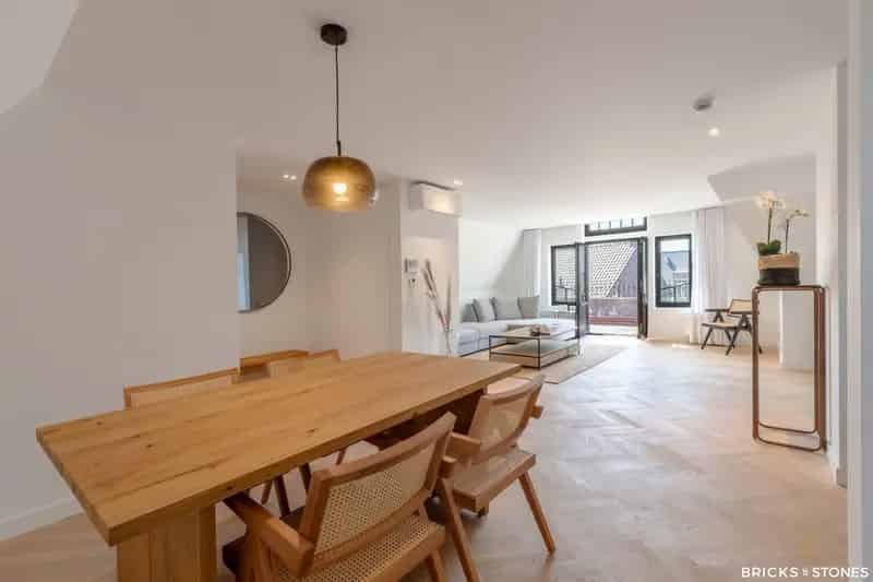 Luxe Penthouse Appartement te Koop in Kasteelvilla