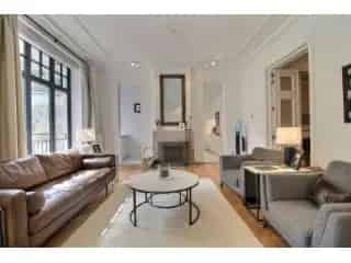 Duplex appartement te huur Sint-Gillis 266m²