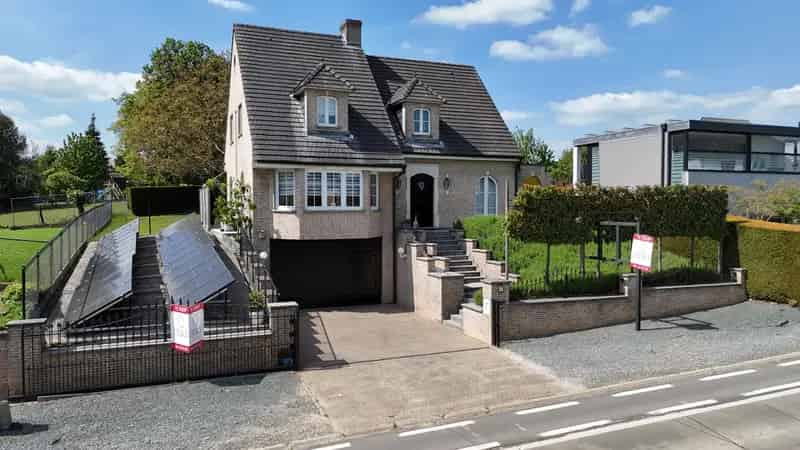 Huis te huur Denderleeuw: Instapklare villa met 3 slaapkamers en garage