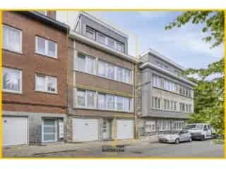 Triplex Ganshoren 4 slaapkamers  Garage Dakterras Instapklaar