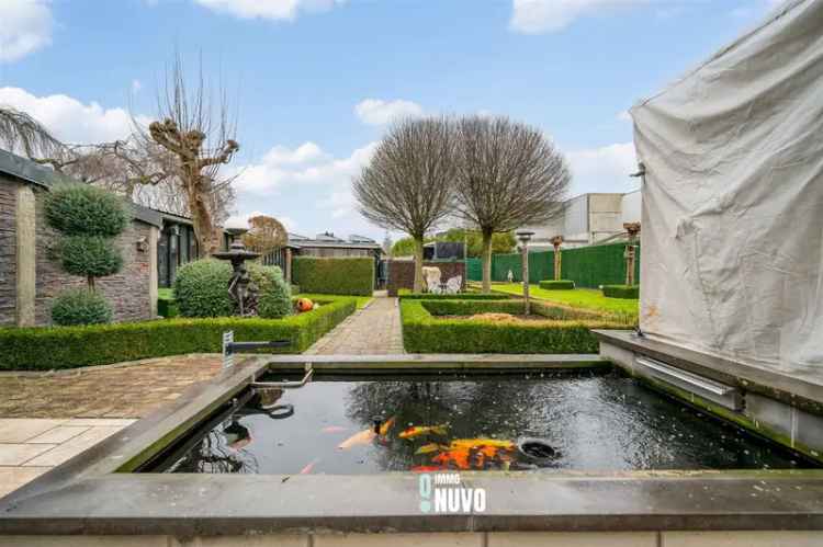 Huis te koop Ternat: Dorpswoning met Bijhuis en Tuin