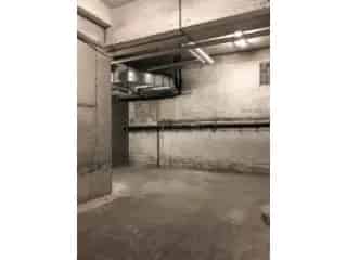 Garagebox te koop Brussel - 50m² - Beveiligd - Lage Kosten