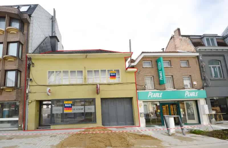 Commercieel Pand Beverstraat