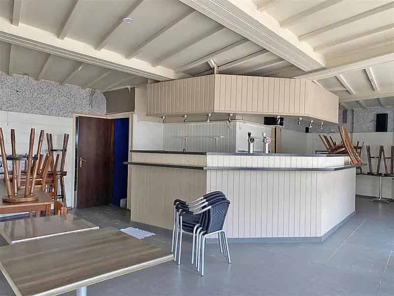 Te renoveren woning 380m²