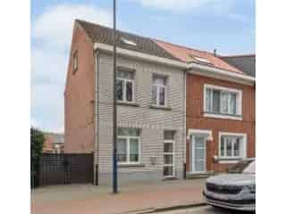 Huis te koop Kontich 3 tot 4 slaapkamers gerenoveerd