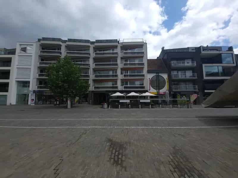 Appartement te huur Deinze: Lichtrijk & ruim terras