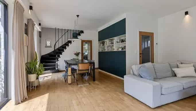 Huis te Koop Meise 4 slaapkamers Vernieuwde Keuken Badkamer