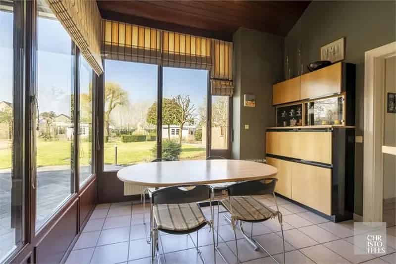 Woning te koop Maasmechelen 4 slaapkamers praktijkruimte
