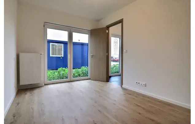 Huur 2 slaapkamer appartement van 84 m² in Namur