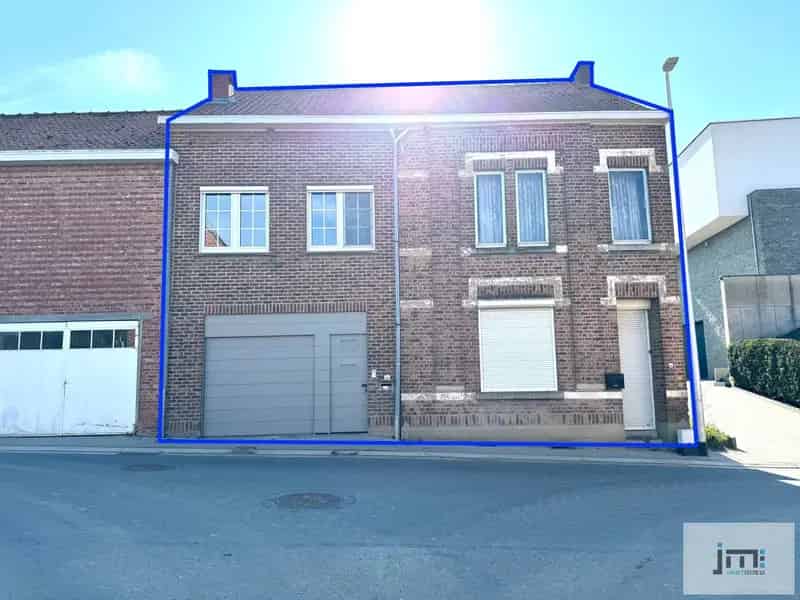 Twee Woningen met Potenti	 in Landelijk Voort
