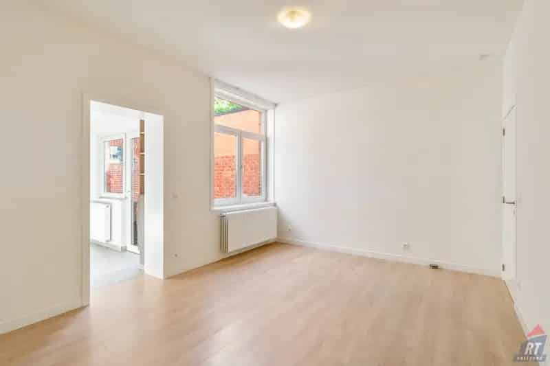 Instapklare Woning met Stadstuin in Sint-Truiden