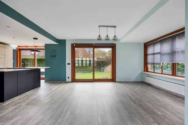 Ruime Vrijstaande Woning Veel Mogelijkheden