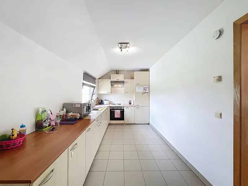 Appartement met Handelspand te koop in Zwalm