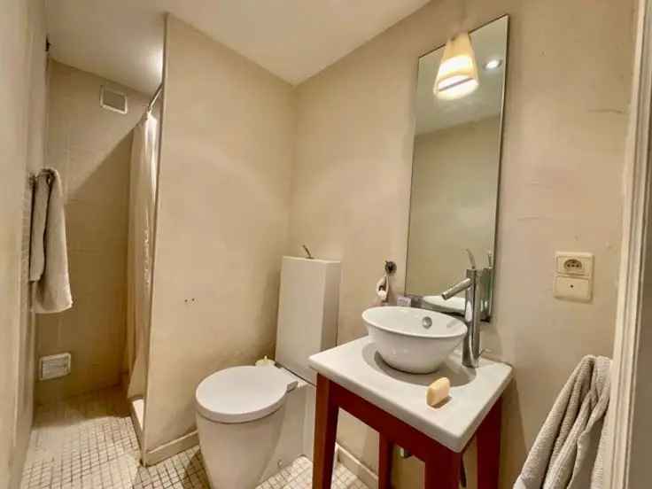 Studio Te Koop Brussel: Lichtrijk, Parkeren, Bulthaup Keuken