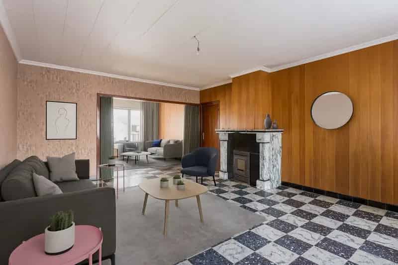 Ruime woning te renoveren Harelbeke