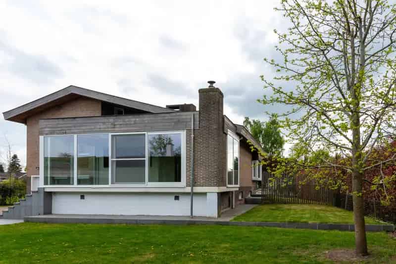 Ruime Villa te Koop in Eeklo