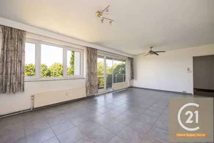 Appartement Te Koop 1 Slaapkamer Terras Nabij Ringweg