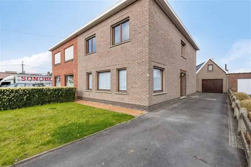 HOB 3 slaapkamers grote tuin rustige straat
