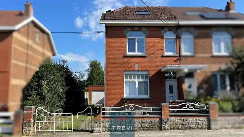 Huis te huur: Gerenoveerde villa met tuin en garage