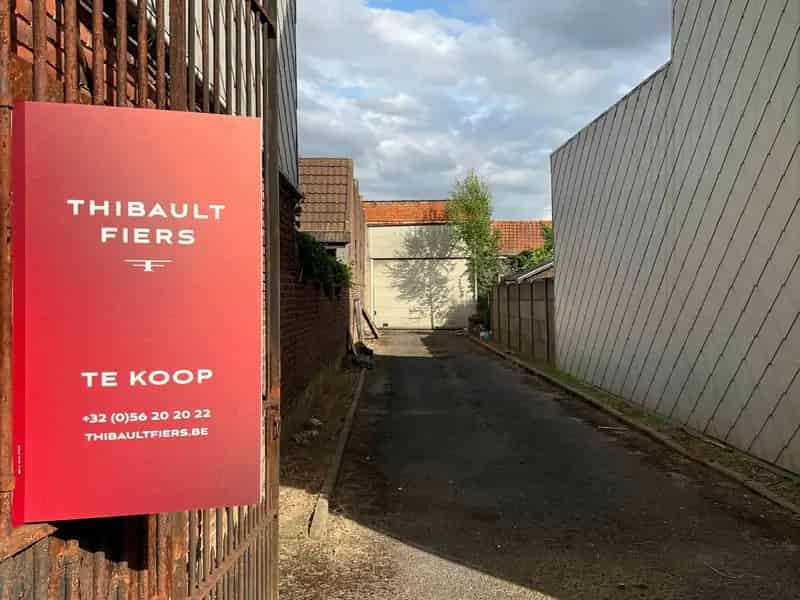 Loods 425 m2 te Kortrijk Centrum