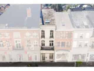 Huis Gemengd Gebruik Chimay 3 Appartementen 3 Studio's