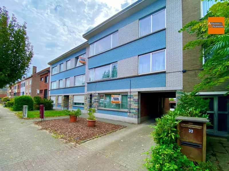 Appartement te koop Zaventem: 2 slaapkamers, terras en garage