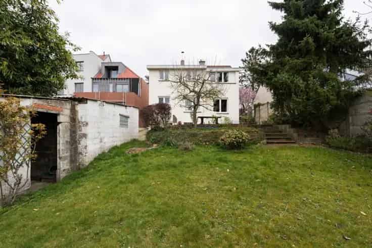 Villa te renoveren Ukkel Bourdon 4 slaapkamers tuin garage