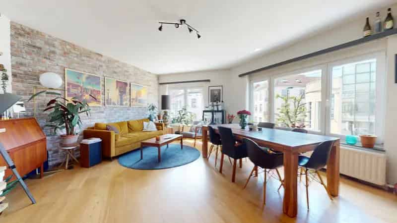 Appartement te Evere  67m2 Balkon Garagebox