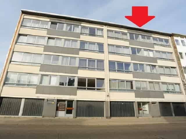 8 Appartementen met 2 slaapkamers te huur 1972 Lift