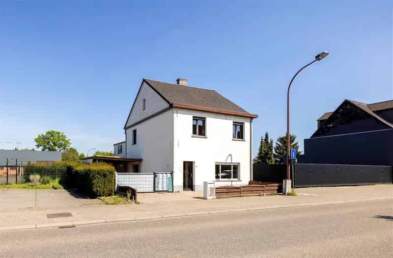 Te renoveren woning 5 slaapkamers Westmeerbeek