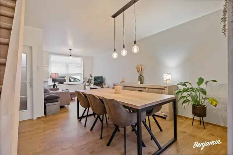 Huis te koop Ieper 3 slaapkamers stadstuin gerenoveerd