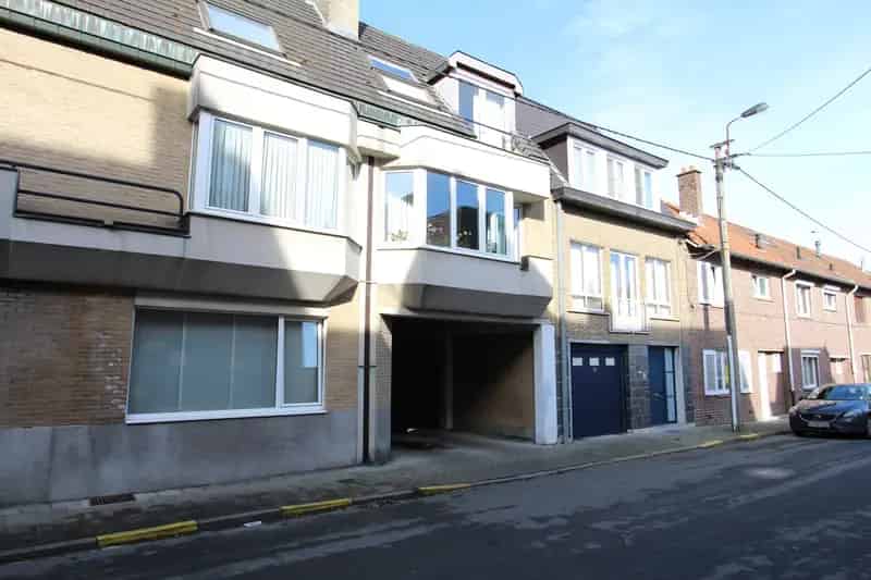 Garagebox te Huur Merelbeke Regio Flora