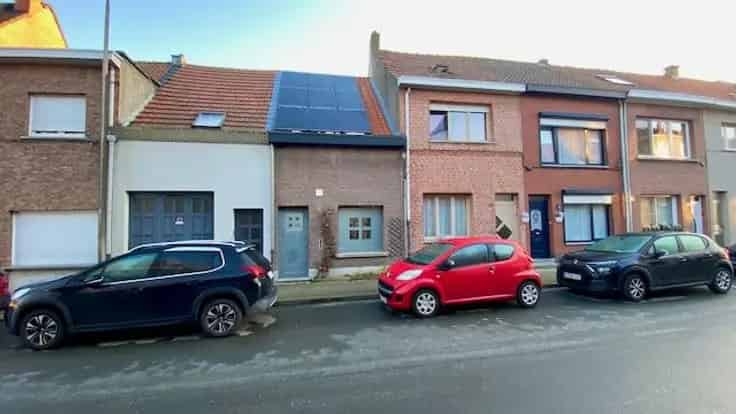 Huis Te Koop Hoboken: Casco Rijwoning met Tuin