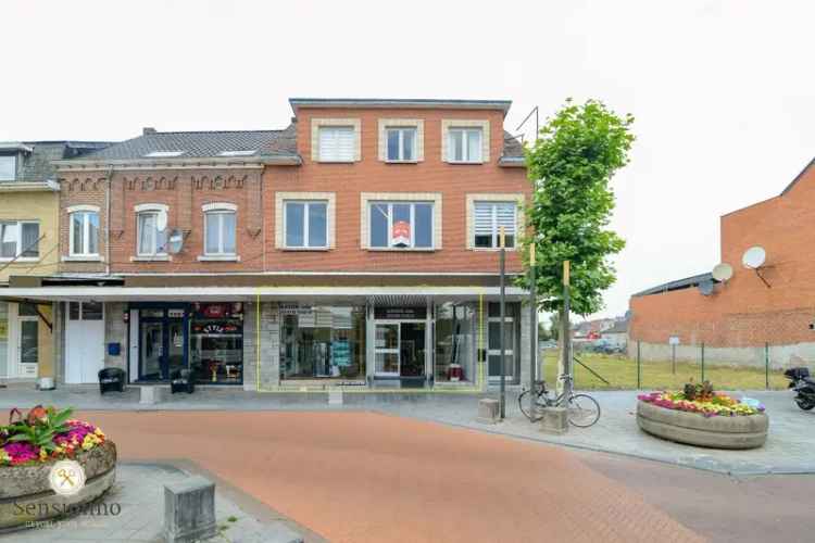 Handelsgelijkvloers van 221m² met tuin in hartje Maasmechelen