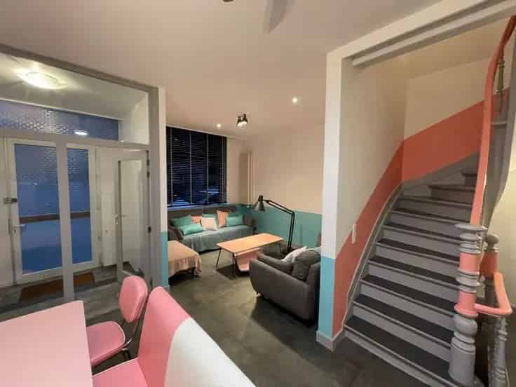 Huis te Koop Anderlecht: Gezinswoning 6 slaapkamers, gerenoveerd